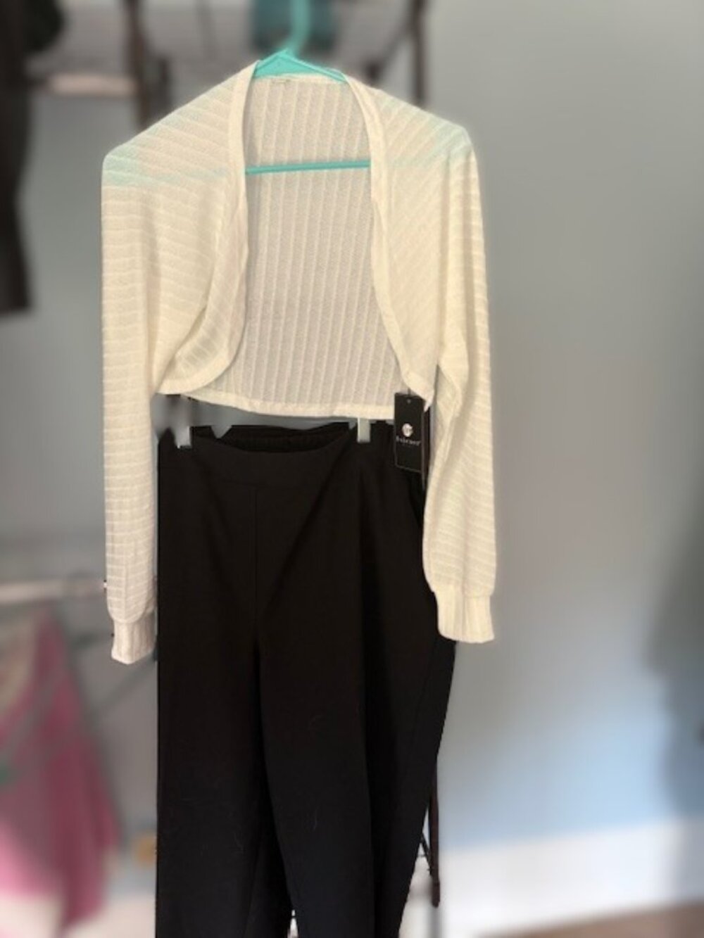 Ivory Boléro style shrug